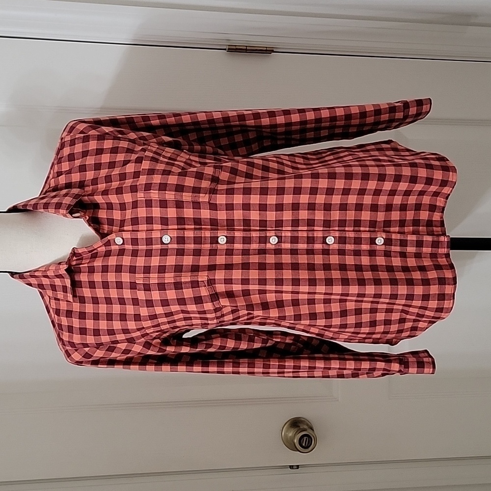 Old Navy Size S Burgundy and Salmon Plaid / Checkered Button Down Flannel Shirt